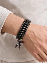 agarwood-blend-mala-bracelet-model-a-outfit-a-closeup-01
