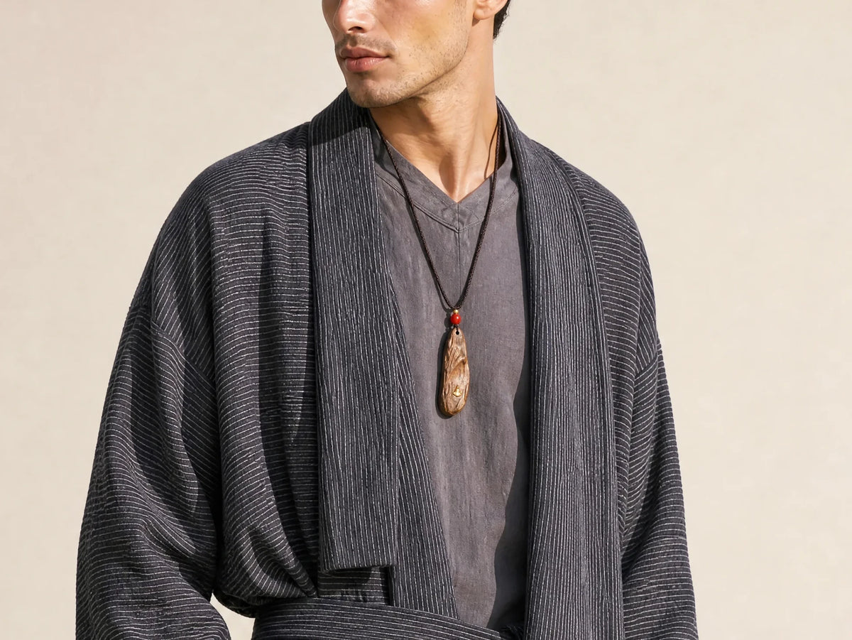 agarwood-faceless-buddha-pendant-model-a-outfit-a-fashion-03