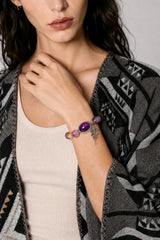 amethyst-cabochon-leaf-charm-bracelet-model-a-outfit-a-fashion-02