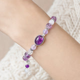 amethyst-cabochon-pearl-bracelet-model-a-outfit-a-closeup-01