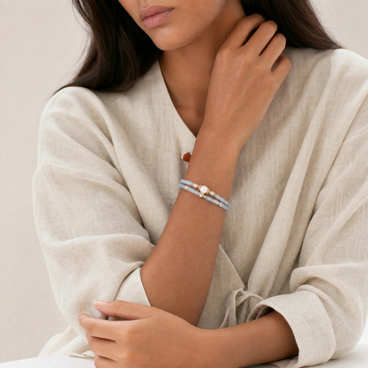 aquamarine-double-wrap-pearl-bracelet-model-b-outfit-b-fashion-03