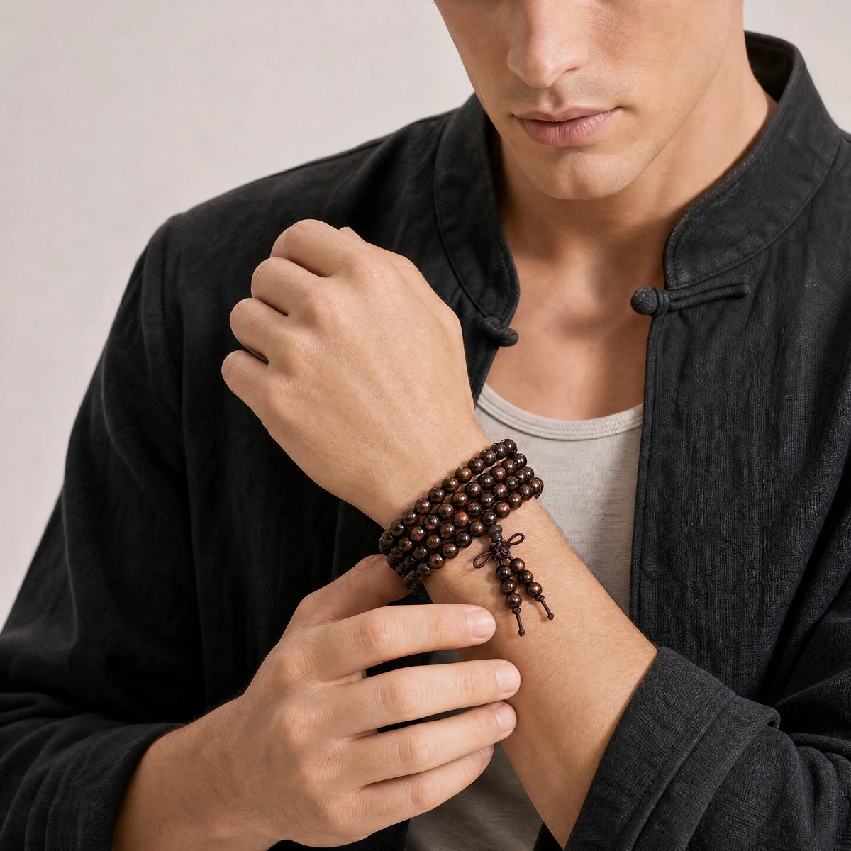 black-leather-wood-108-mala-bracelet-model-a-outfit-a-fashion-01