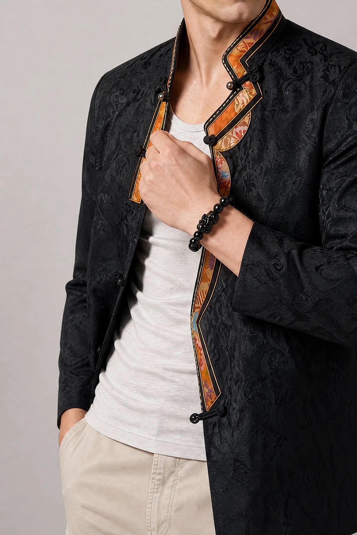 black-obsidian-pixiu-bracelet-wealth-model-a-outfit-a-fashion-03
