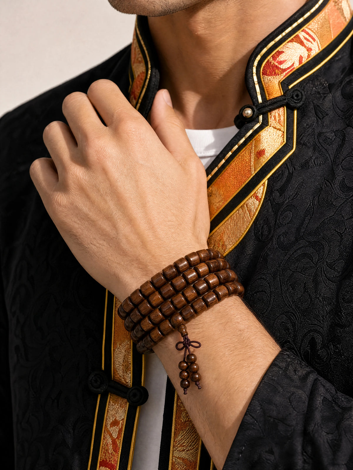 black-rosewood-108-mala-bracelet-barrel-apple-model-a-outfit-a-fashion-02