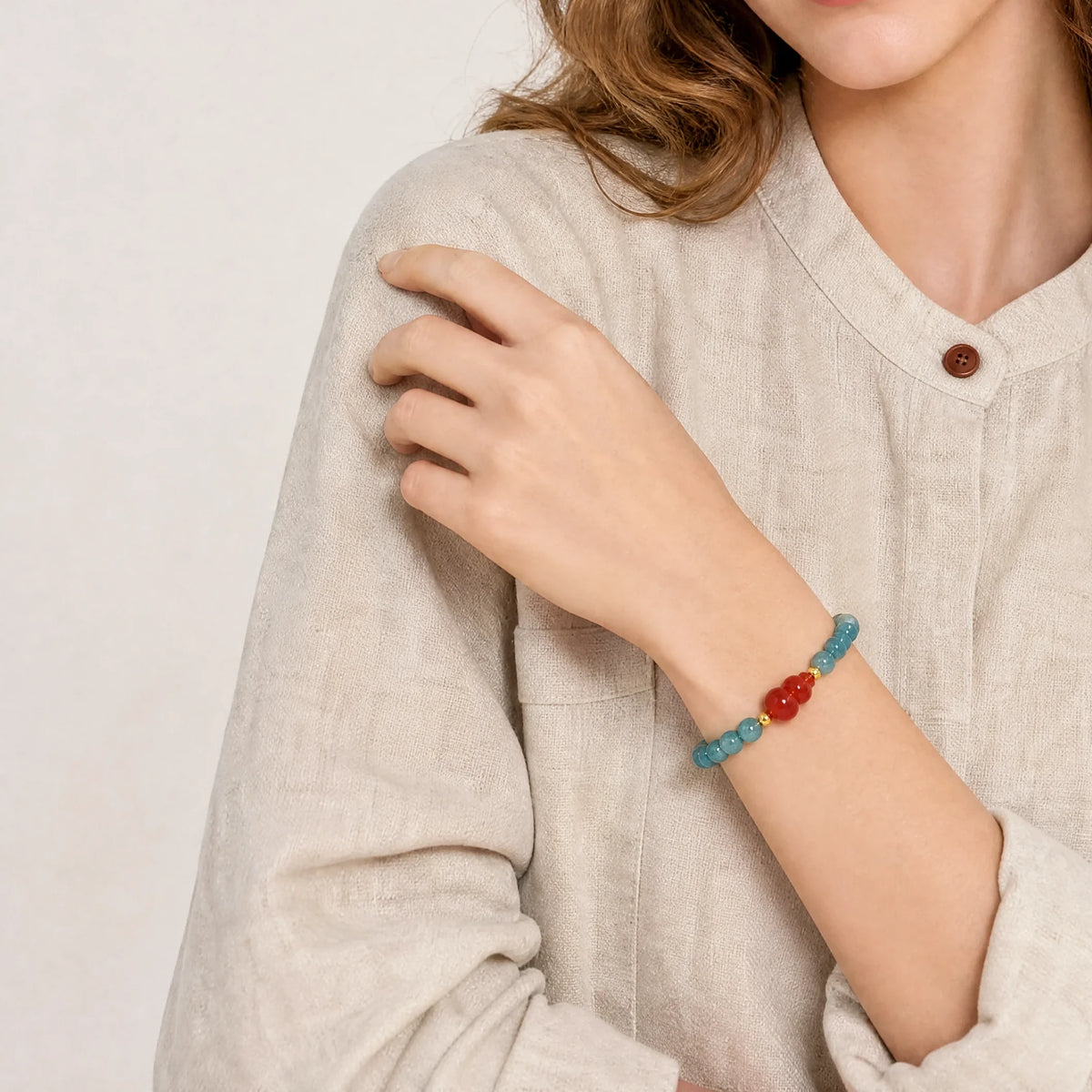 blue-jade-red-gourd-6mm-bracelet-model-b-outfit-b-fashion-03