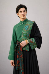 caramel-hetian-jade-bracelet-harmony-model-a-outfit-a-fashion-03