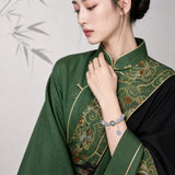 cat-eye-star-teardrop-bracelet-model-a-outfit-a-fashion-01