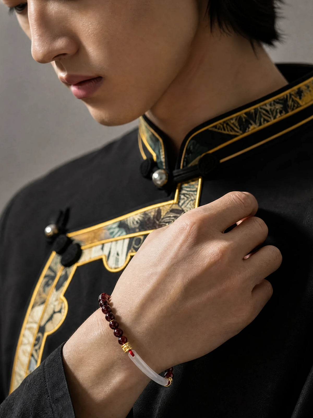 chalcedony-half-bangle-garnet-bracelet-model-a-outfit-a-fashion-02