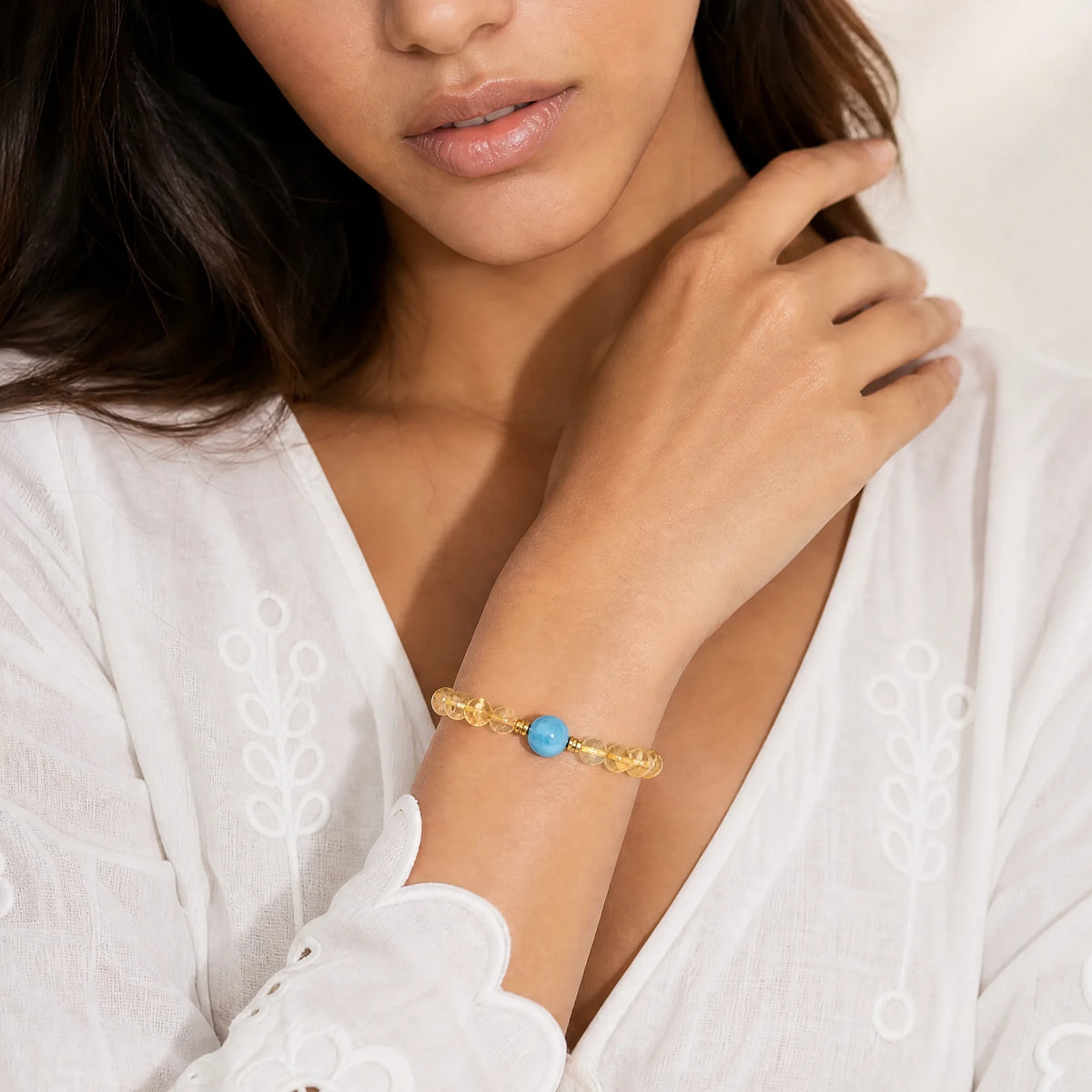 citrine-aquamarine-bracelet-clarity-model-b-outfit-b-fashion-03