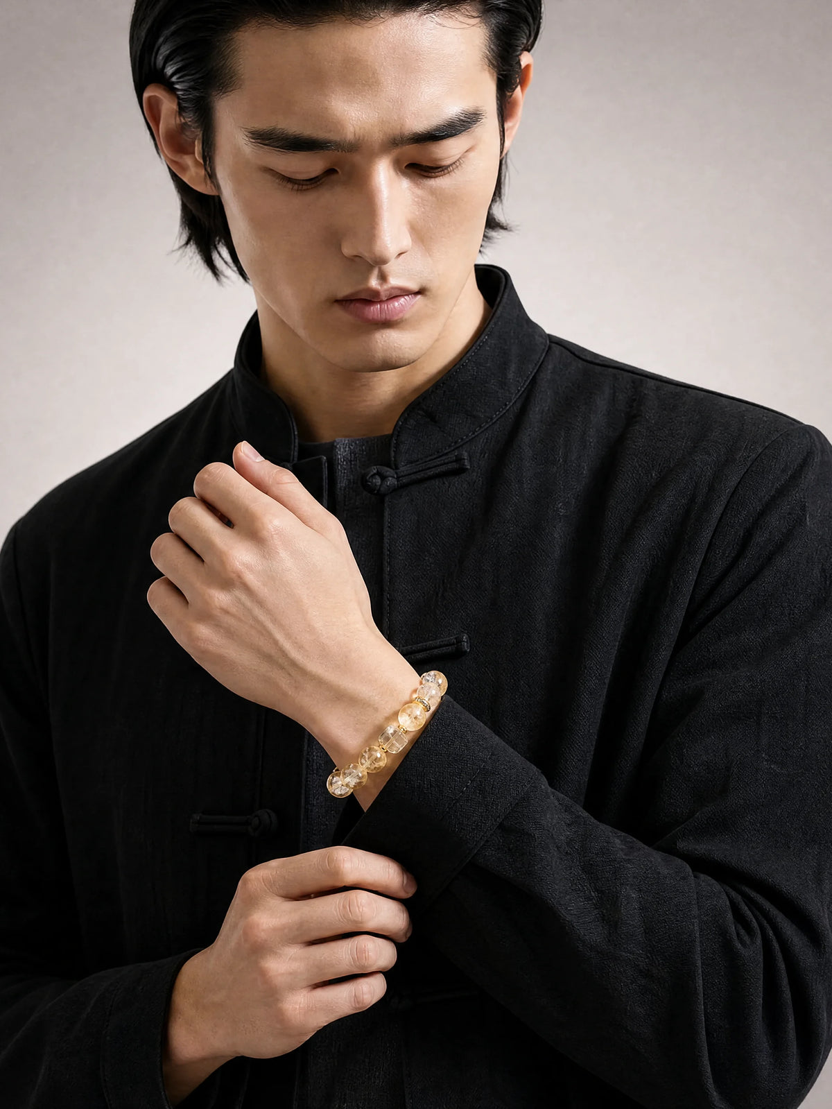 citrine-clear-quartz-fangtang-bracelet-model-a-outfit-a-fashion-01