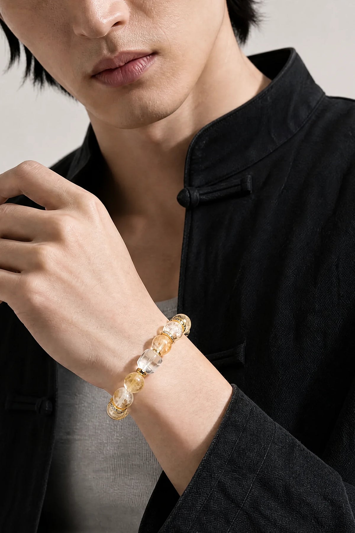 citrine-clear-quartz-fangtang-bracelet-model-a-outfit-a-fashion-02