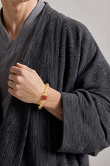 citrine-guardian-lion-bracelet-protection-model-a-outfit-a-fashion-01