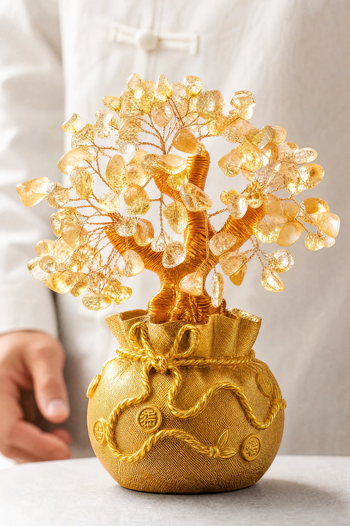 citrine-money-tree-feng-shui-wealth-decor-model-a-outfit-a-closeup-01
