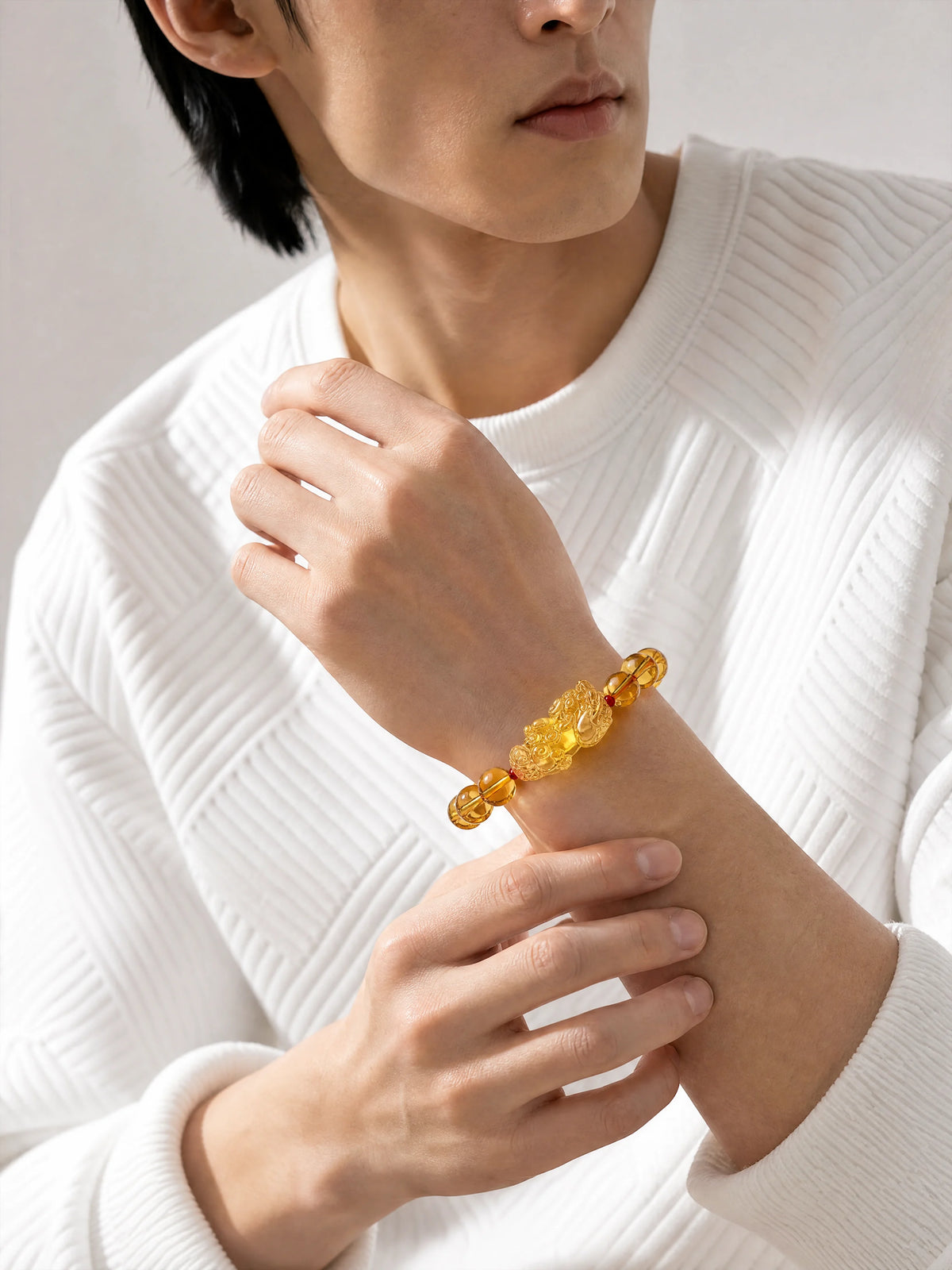 citrine-pixiu-bracelet-feng-shui-wealth-model-a-outfit-a-fashion-02