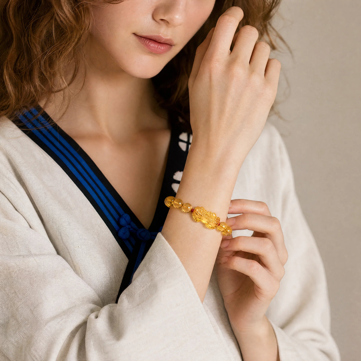 citrine-pixiu-bracelet-feng-shui-wealth-model-b-outfit-b-fashion-03
