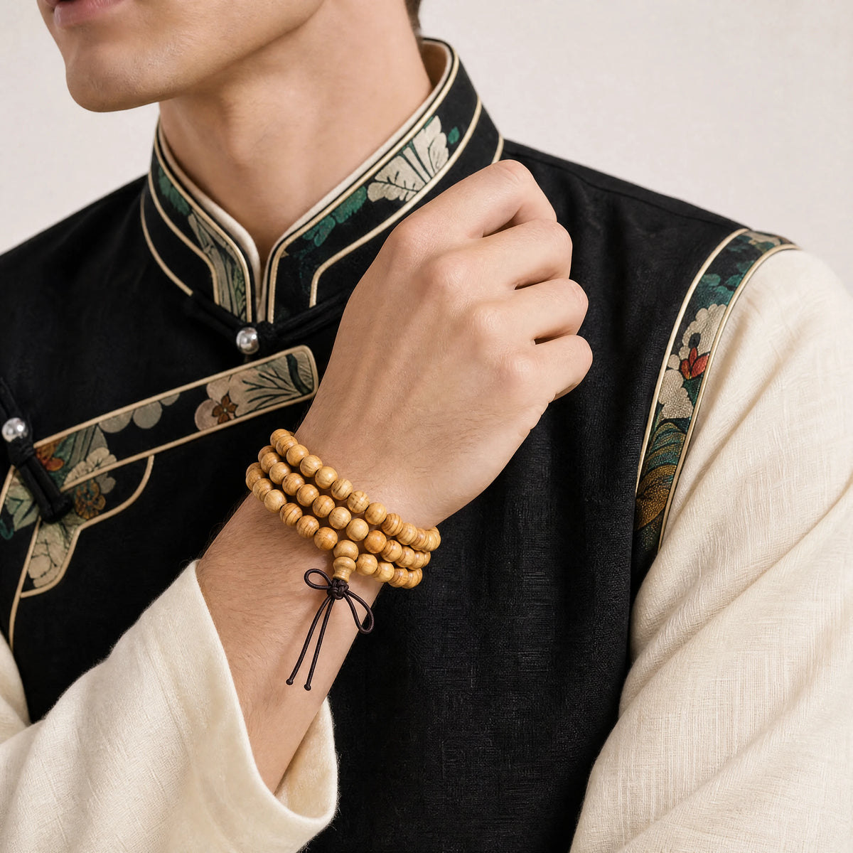 cliff-cypress-mala-bracelet-model-a-outfit-a-fashion-02