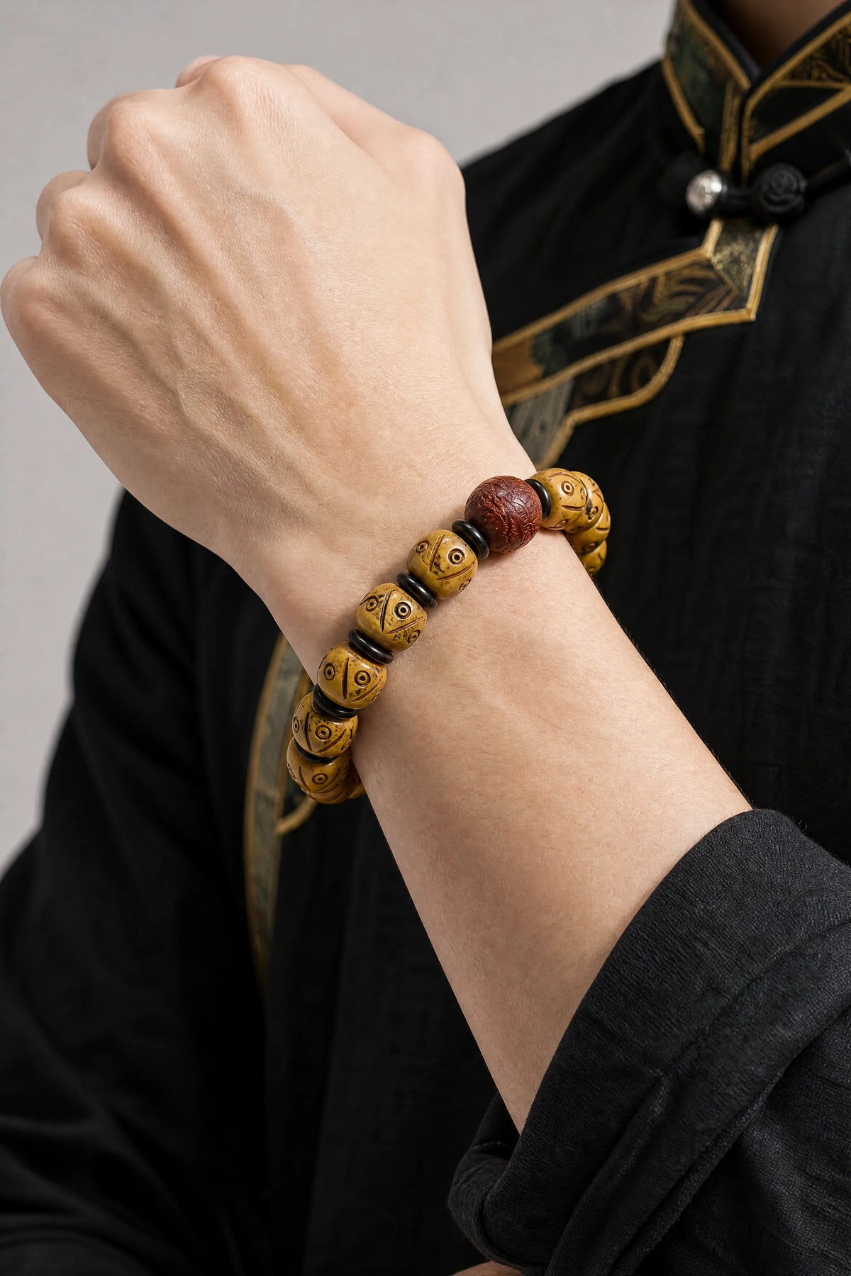coffee-brown-yak-bone-bracelet-model-a-outfit-a-closeup-01