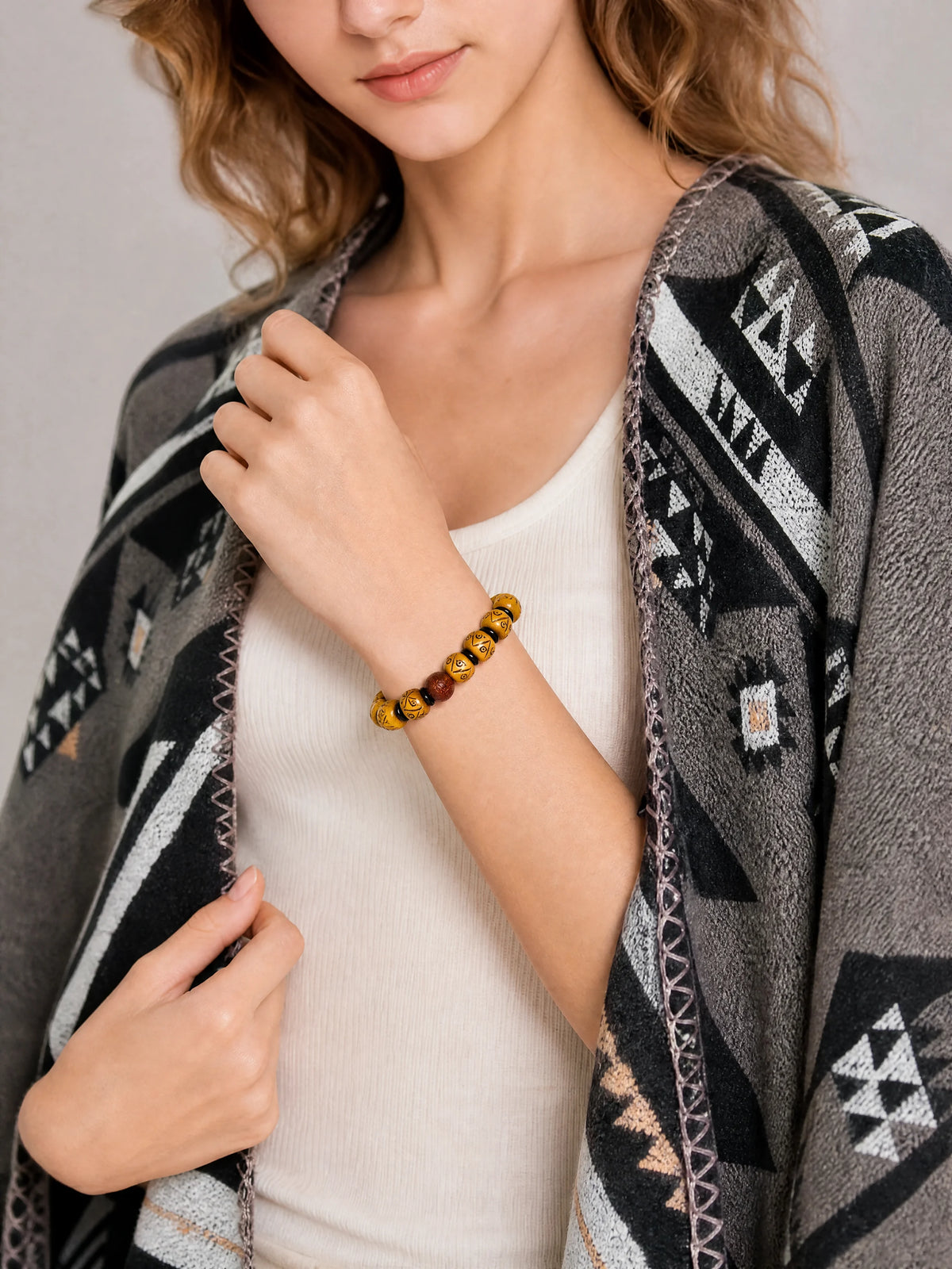 coffee-brown-yak-bone-bracelet-model-b-outfit-b-fashion-01