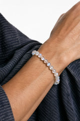 creamy-blue-moonstone-bracelet-model-a-outfit-a-closeup-01