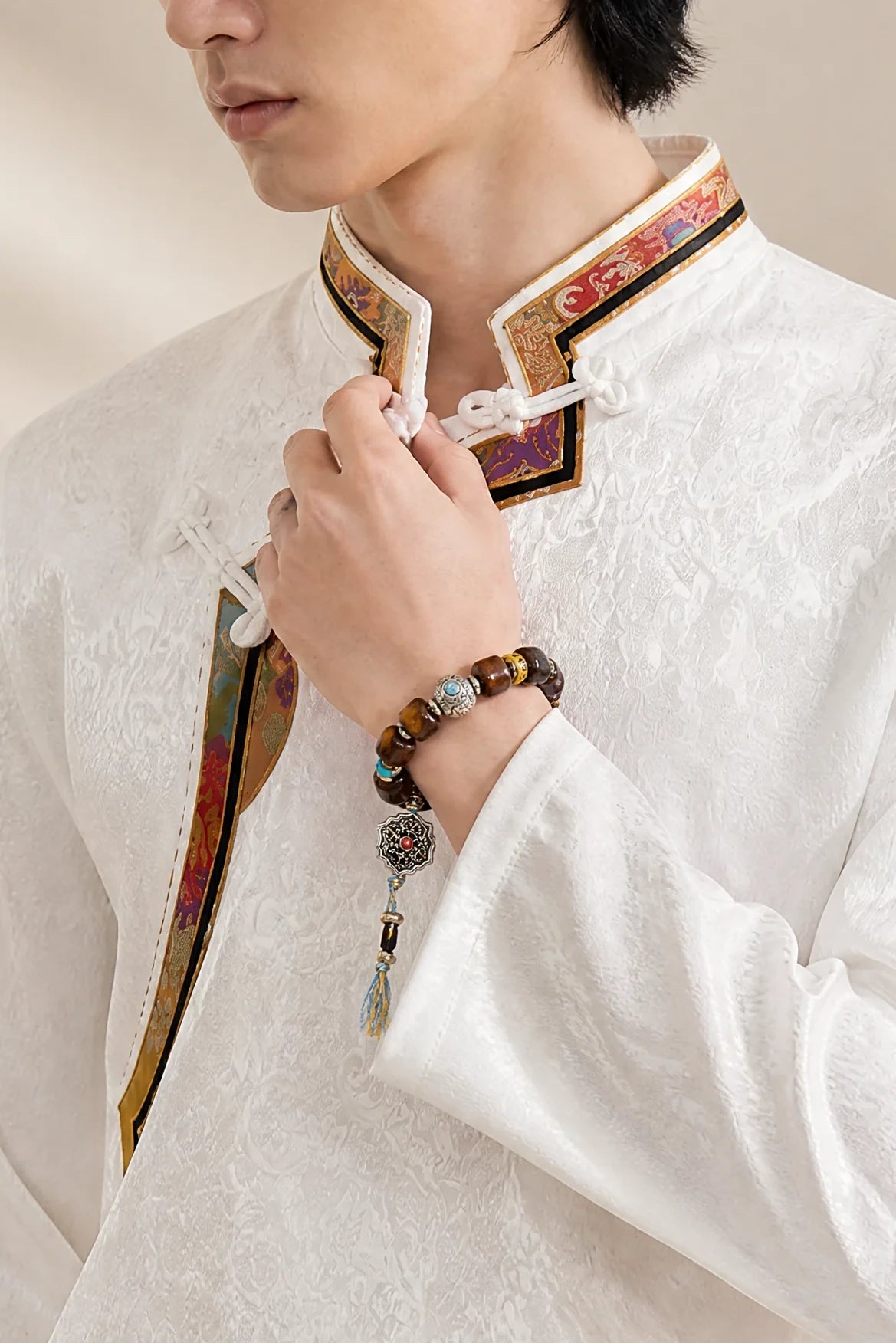 dark-yak-bone-vajra-bracelet-model-a-outfit-a-fashion-01