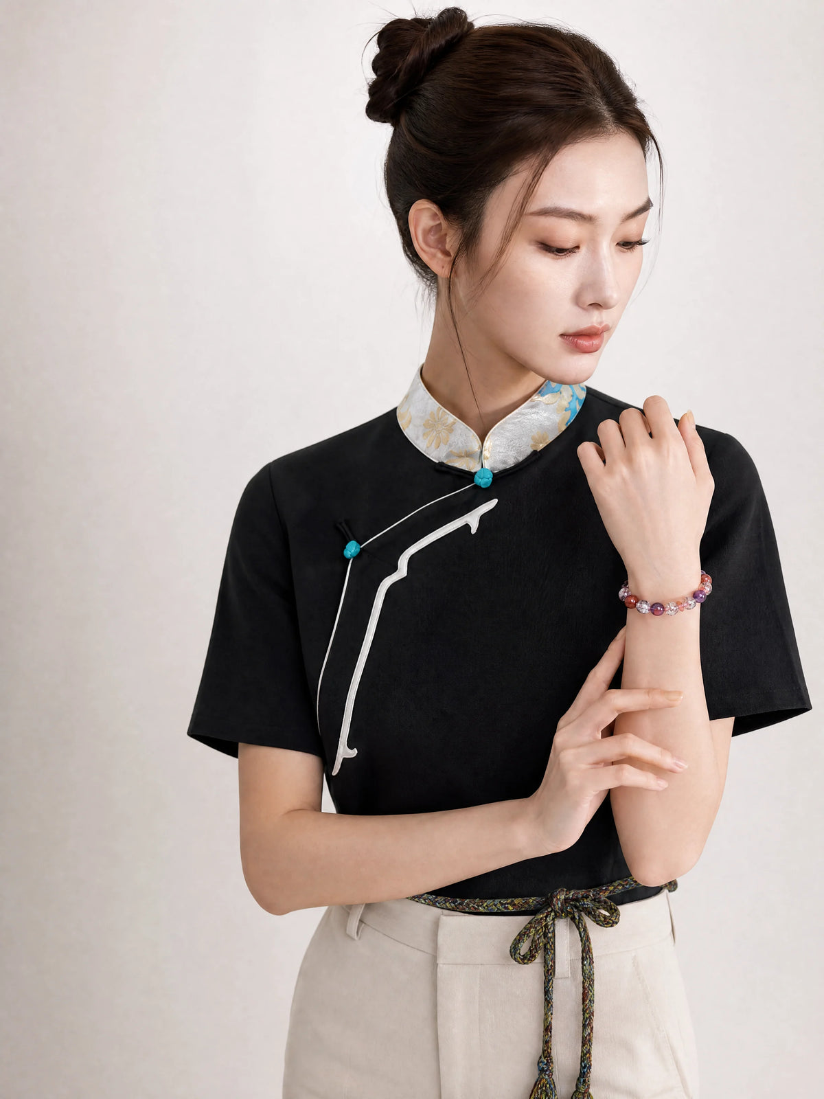 fine-super-seven-crystal-bracelet-model-b-outfit-b-fashion-02