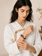 garnet-hetian-jade-gourd-bracelet-model-a-outfit-a-fashion-01