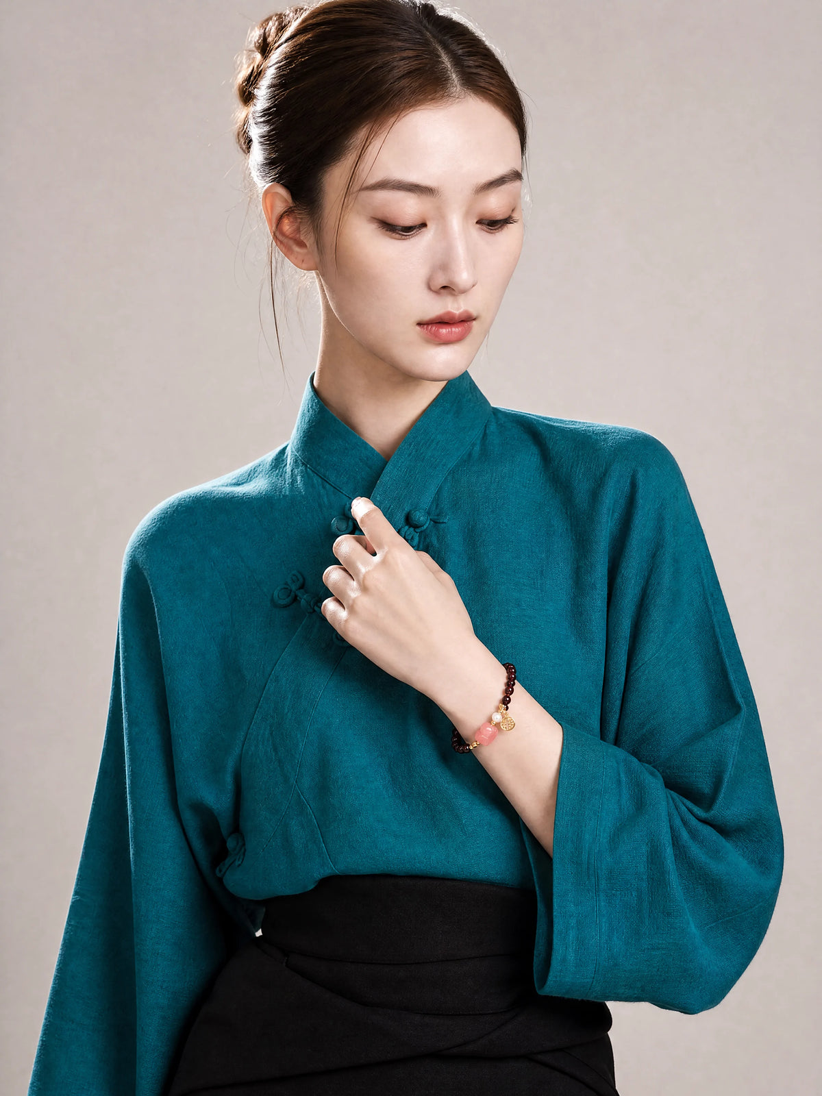 garnet-strawberry-quartz-pixiu-bracelet-model-a-outfit-a-fashion-01