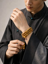 golden-sandalwood-mala-bracelet-model-a-outfit-a-fashion-01
