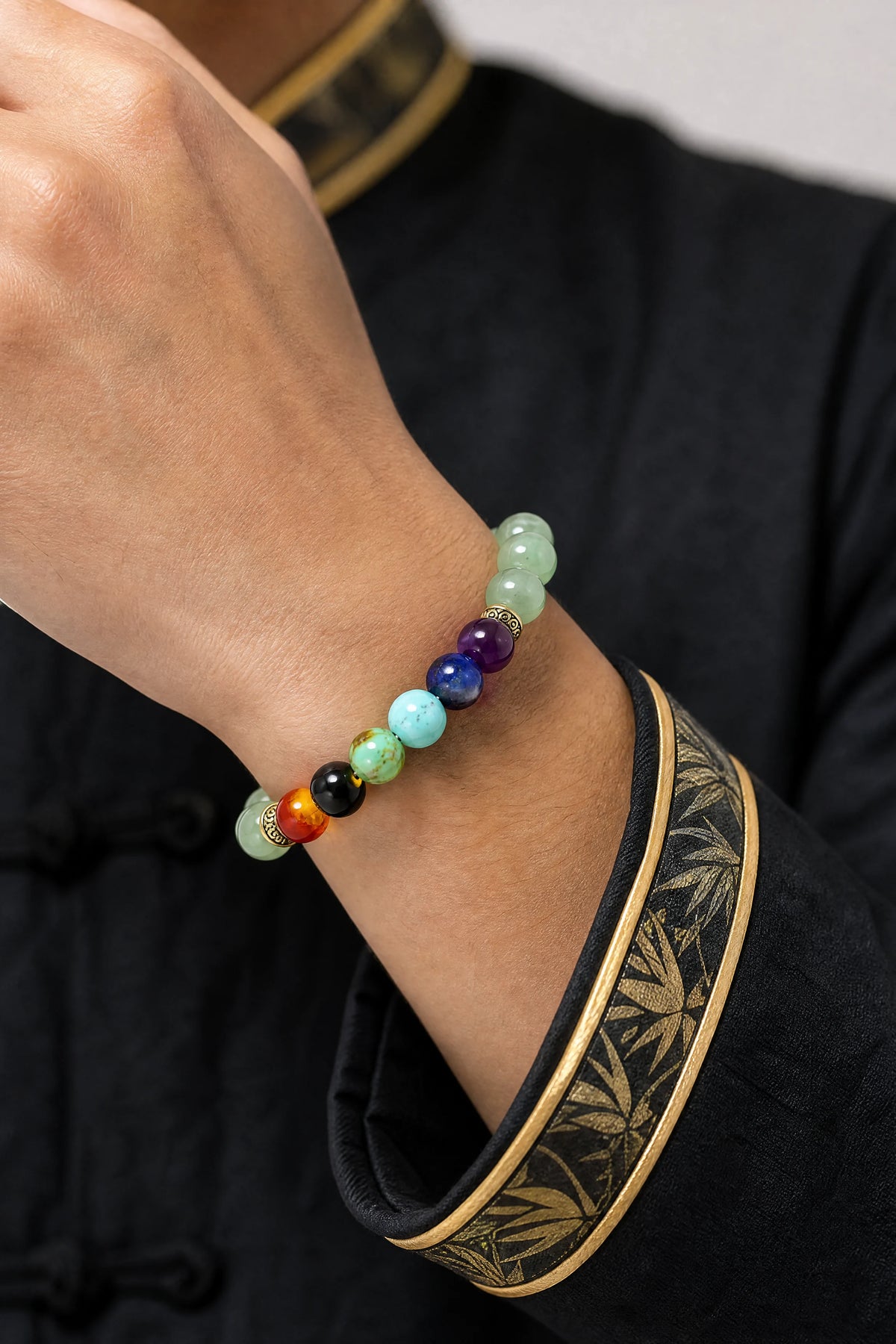 green-aventurine-chakra-bracelet-model-a-outfit-a-closeup-01