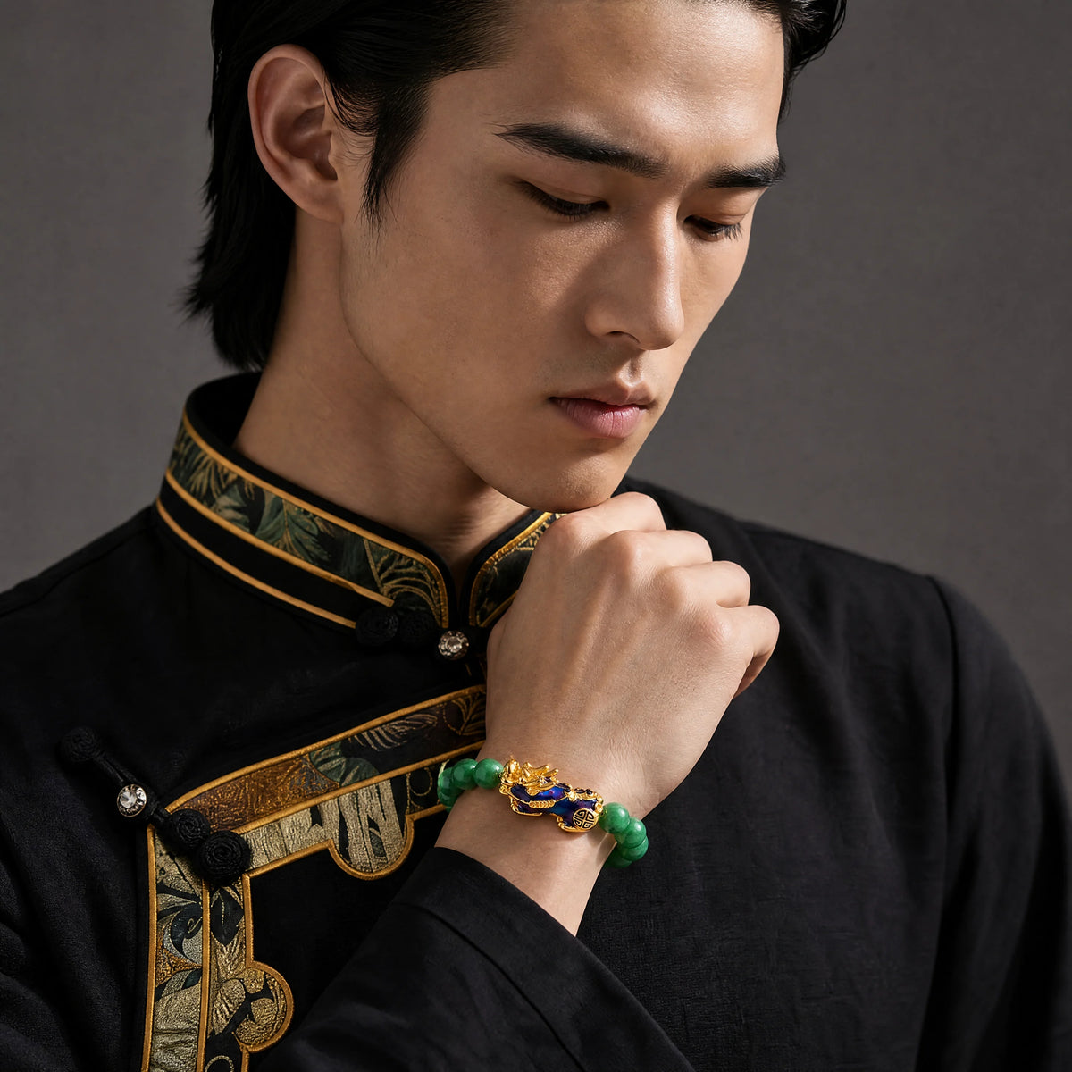 green-jade-pixiu-bracelet-wealth-growth-model-a-outfit-a-fashion-02