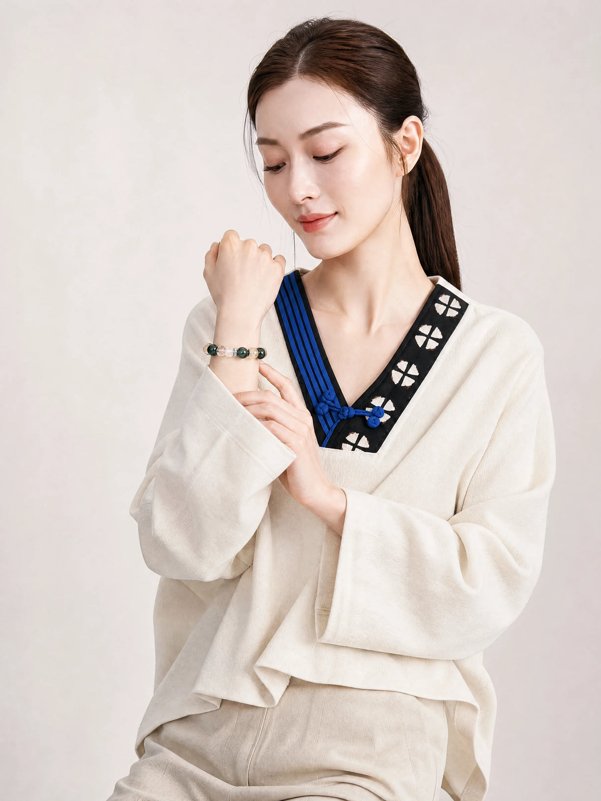 green-rutilated-quartz-mix-bracelet-model-b-outfit-b-fashion-02