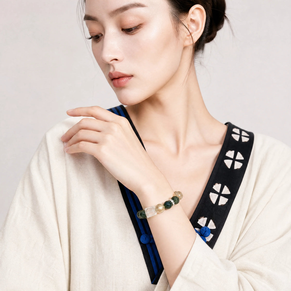 green-rutilated-quartz-mix-bracelet-model-b-outfit-b-fashion-03