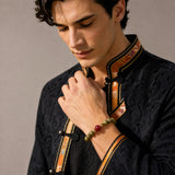 green-sandalwood-cinnabar-mala-bracelet-model-a-outfit-a-fashion-02