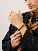 green-sandalwood-mala-bracelet-plain-model-a-outfit-a-fashion-01