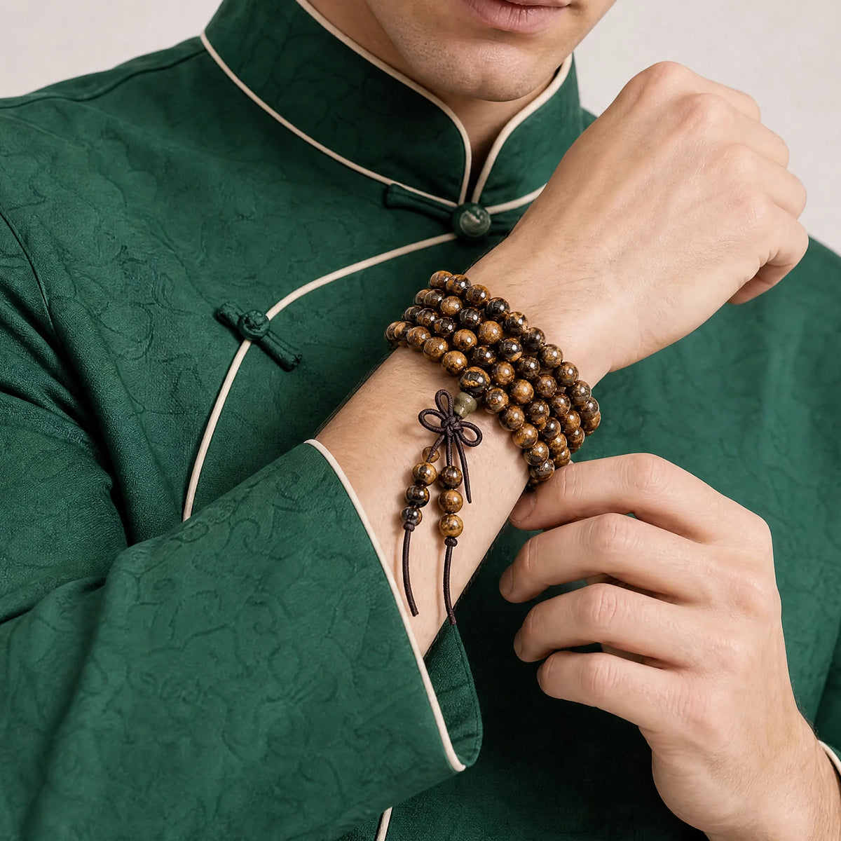 green-sandalwood-straight-grain-mala-bracelet-model-a-outfit-a-fashion-01