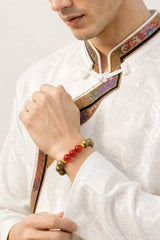 green-sandalwood-triple-agate-mala-bracelet-model-a-outfit-a-fashion-01