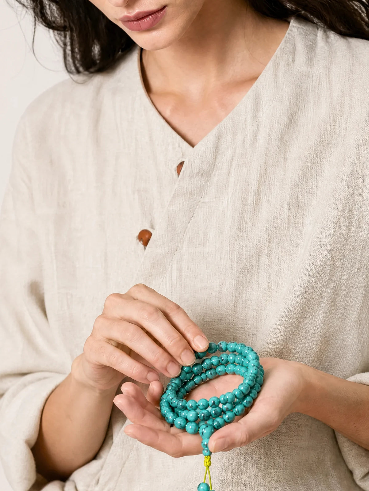 green-turquoise-108-bead-mala-bracelet-model-b-outfit-b-fashion-01
