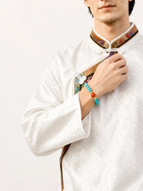 green-turquoise-red-agate-bracelet-model-a-outfit-a-fashion-01