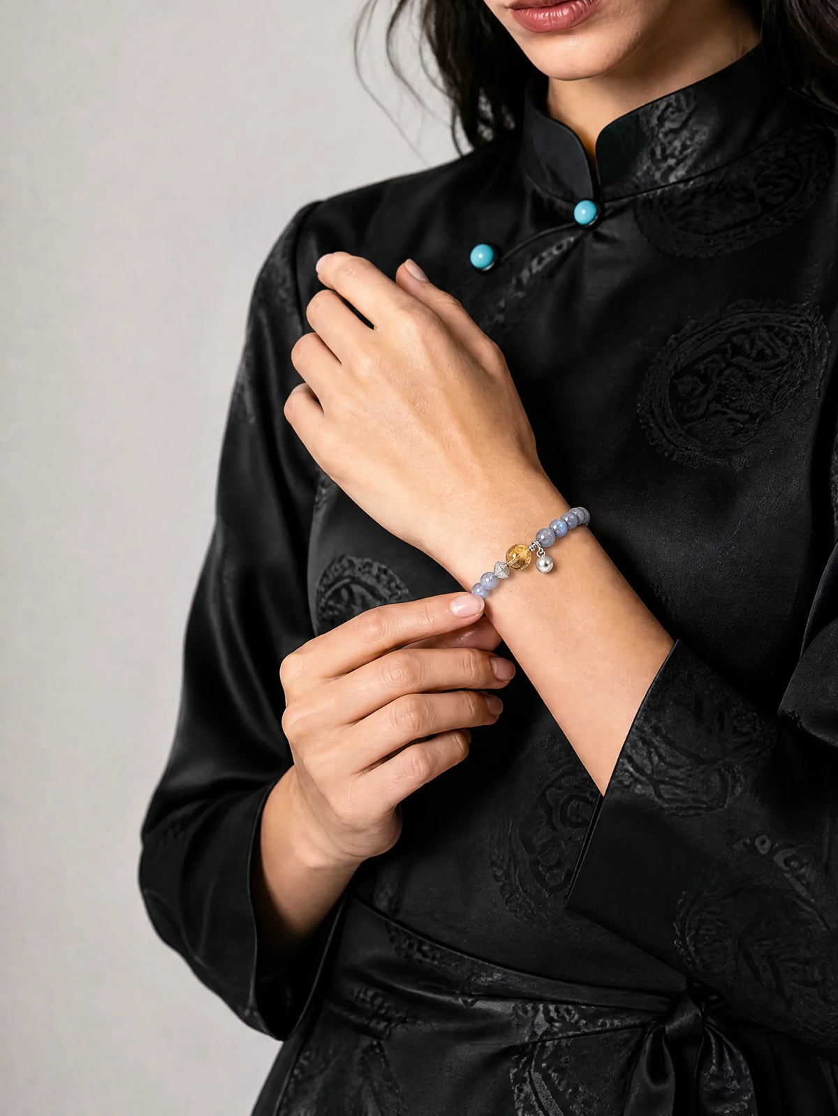 grey-moonstone-citrine-8mm-bracelet-model-a-outfit-a-fashion-01