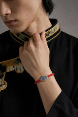 hamsa-evil-eye-red-string-bracelet-model-a-outfit-a-fashion-01