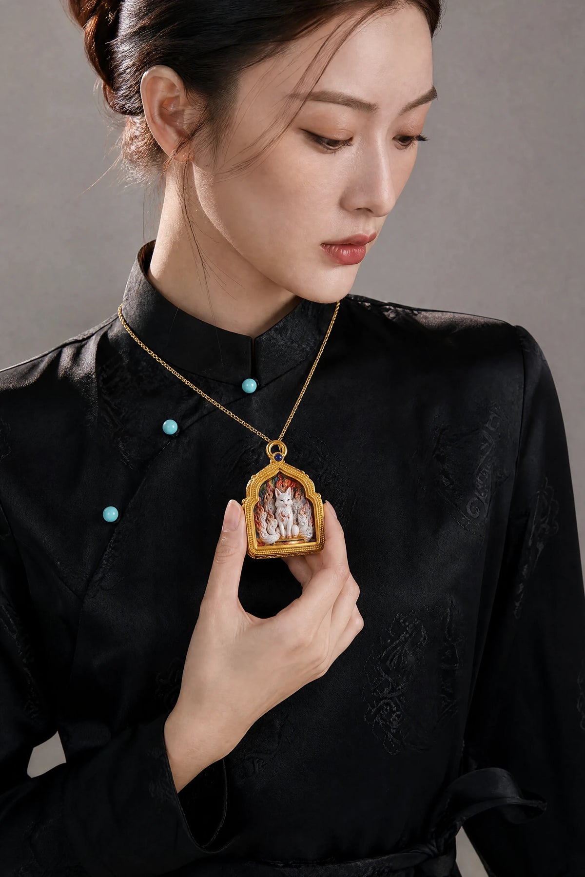 hand-painted-tsa-tsa-figure-pendant-model-b-outfit-b-fashion-03