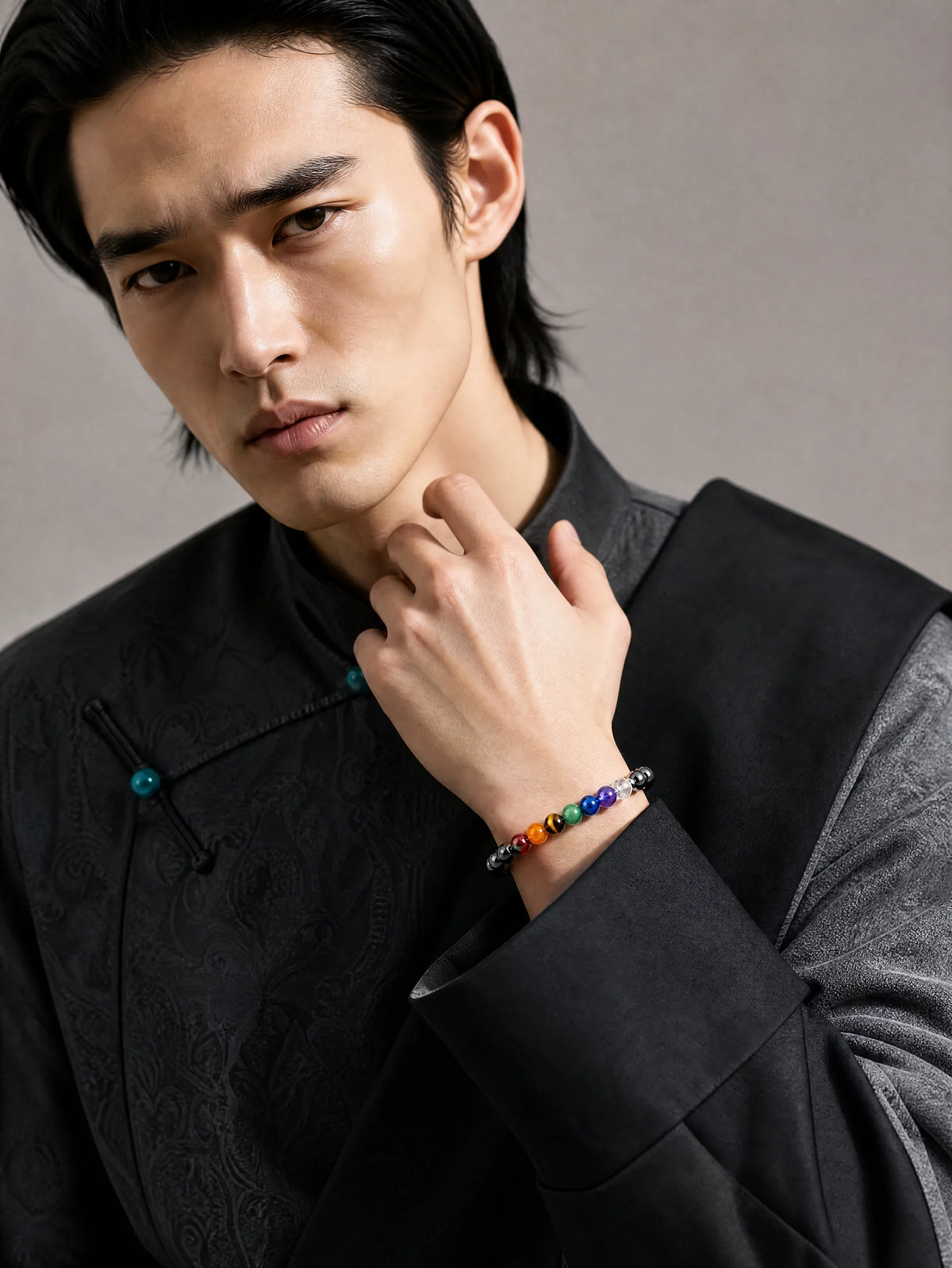 hematite-seven-chakra-cord-bracelet-model-b-outfit-b-fashion-03