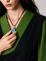 labradorite-cord-pendant-model-b-outfit-b-fashion-01