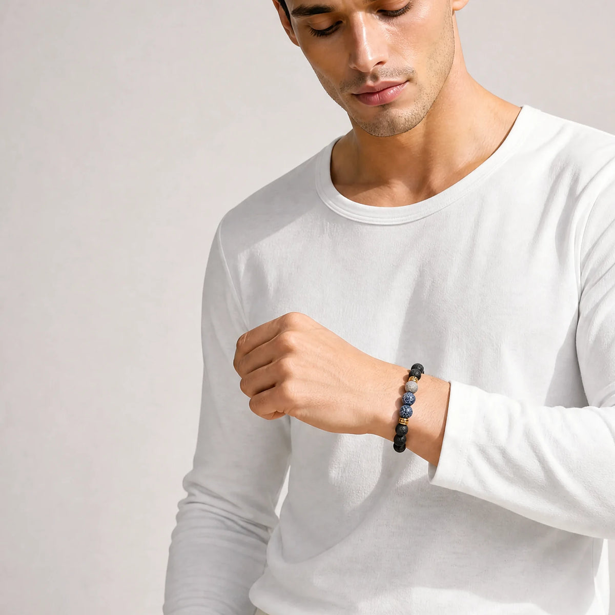 lava-stone-cracked-agate-bracelet-model-b-outfit-b-fashion-01