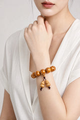liudao-wood-gourd-mala-bracelet-model-b-outfit-b-fashion-01