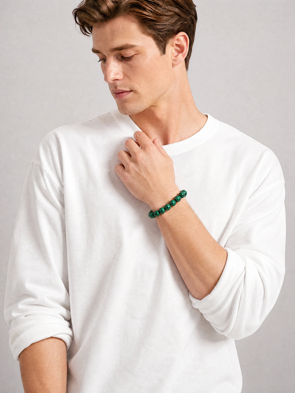 malachite-bracelet-growth-change-model-a-outfit-a-fashion-01