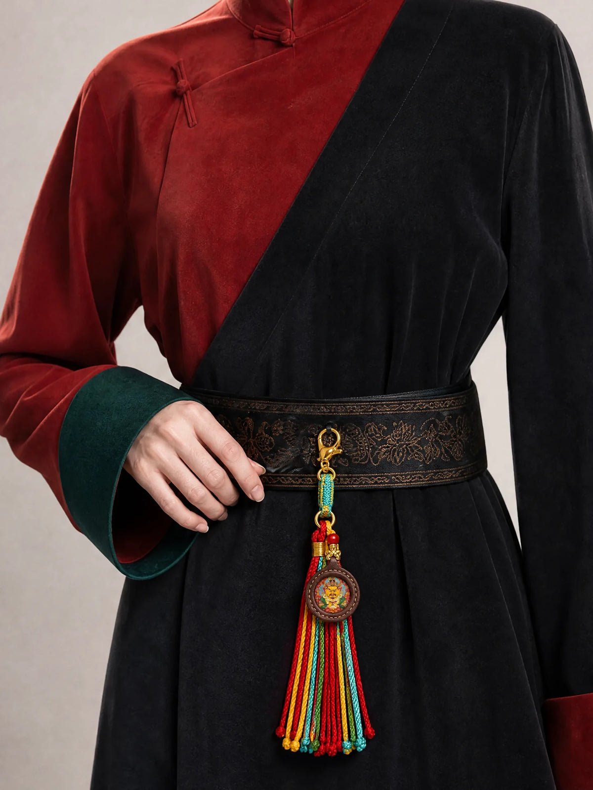 mini-thangka-tassel-bag-charm-model-b-outfit-b-fashion-01