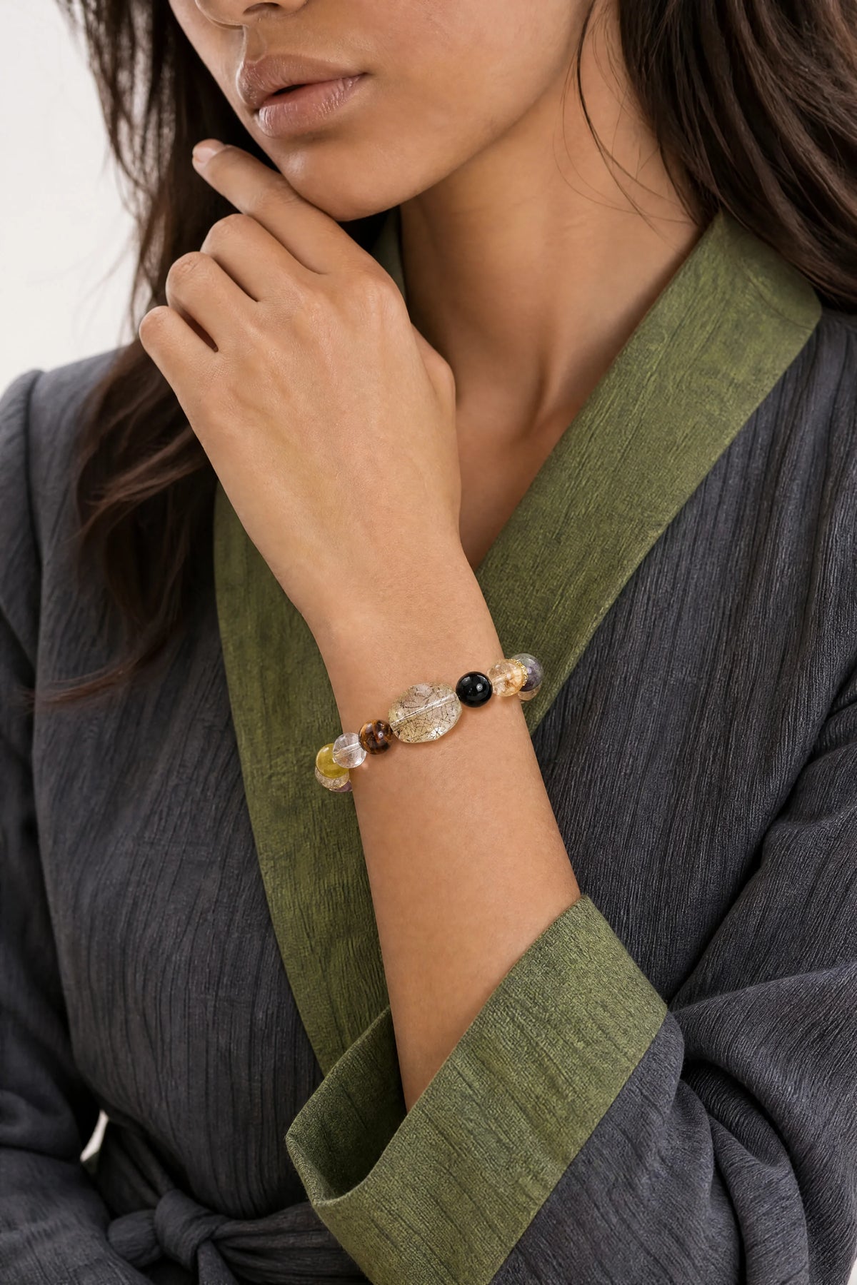 mixed-gemstone-seven-chakra-bracelet-model-b-outfit-b-fashion-03