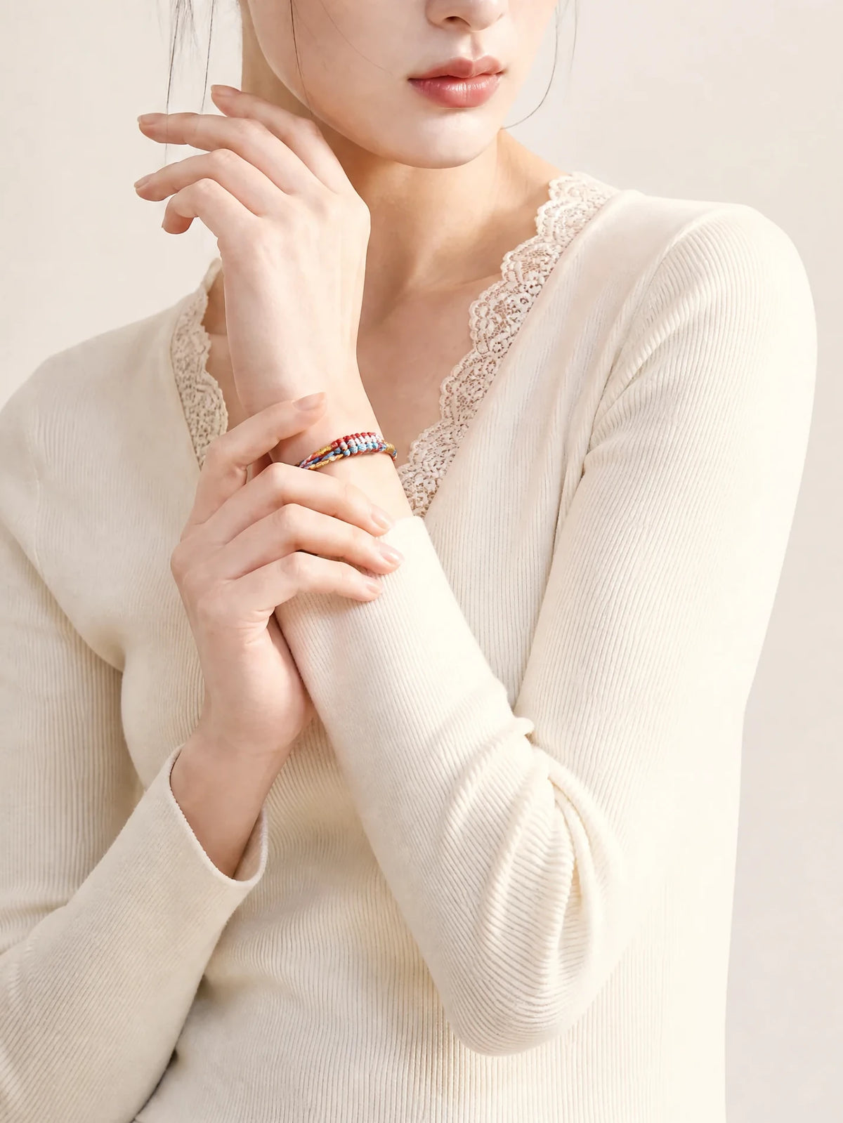 multicolor-braided-knot-bracelet-model-b-outfit-b-fashion-02