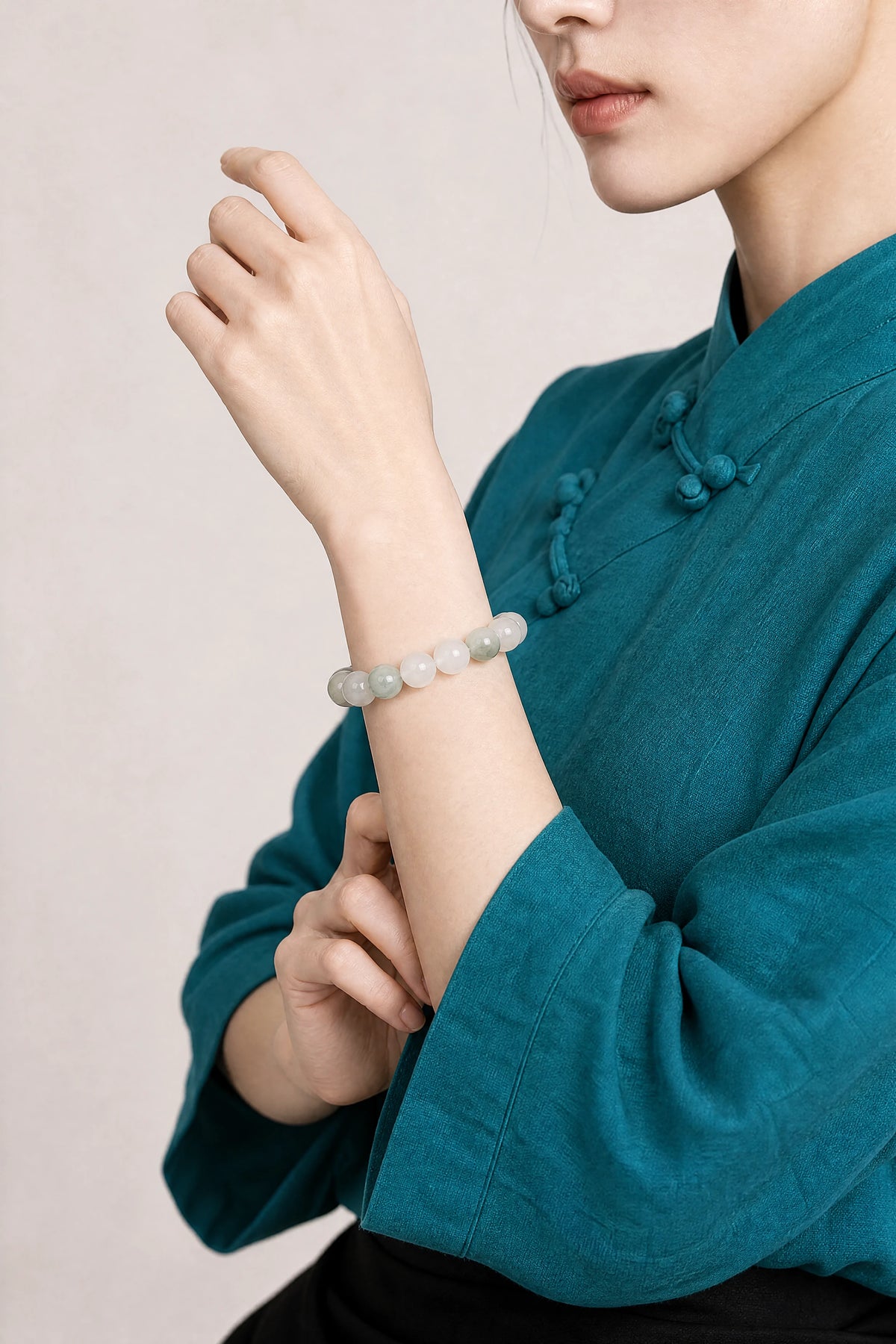 pale-green-jade-8mm-bead-bracelet-model-b-outfit-b-fashion-01